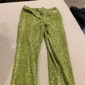 TRENDY GREEN PANTS